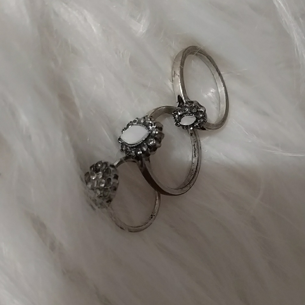 Blue/white ring set